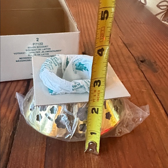 PartyLite Brass Bouquet Candle Tea light Holder - Picture 7 of 7